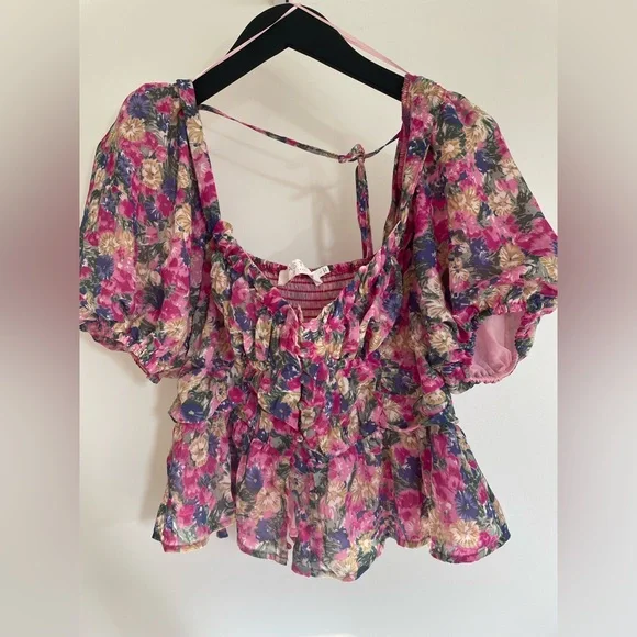ASTR The Label Women's Pink and Purple Floral Blouse size LargeNWOT - Picture 1 of 10